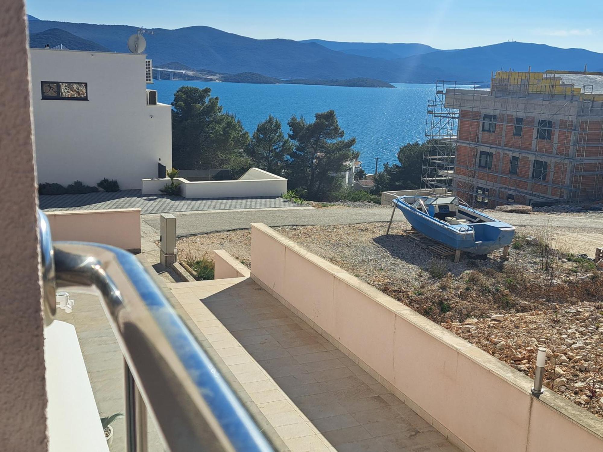 Apartment Charlie Komarna Εξωτερικό φωτογραφία
